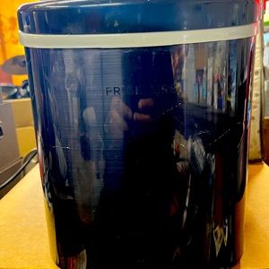 Frigidaire Ice Maker